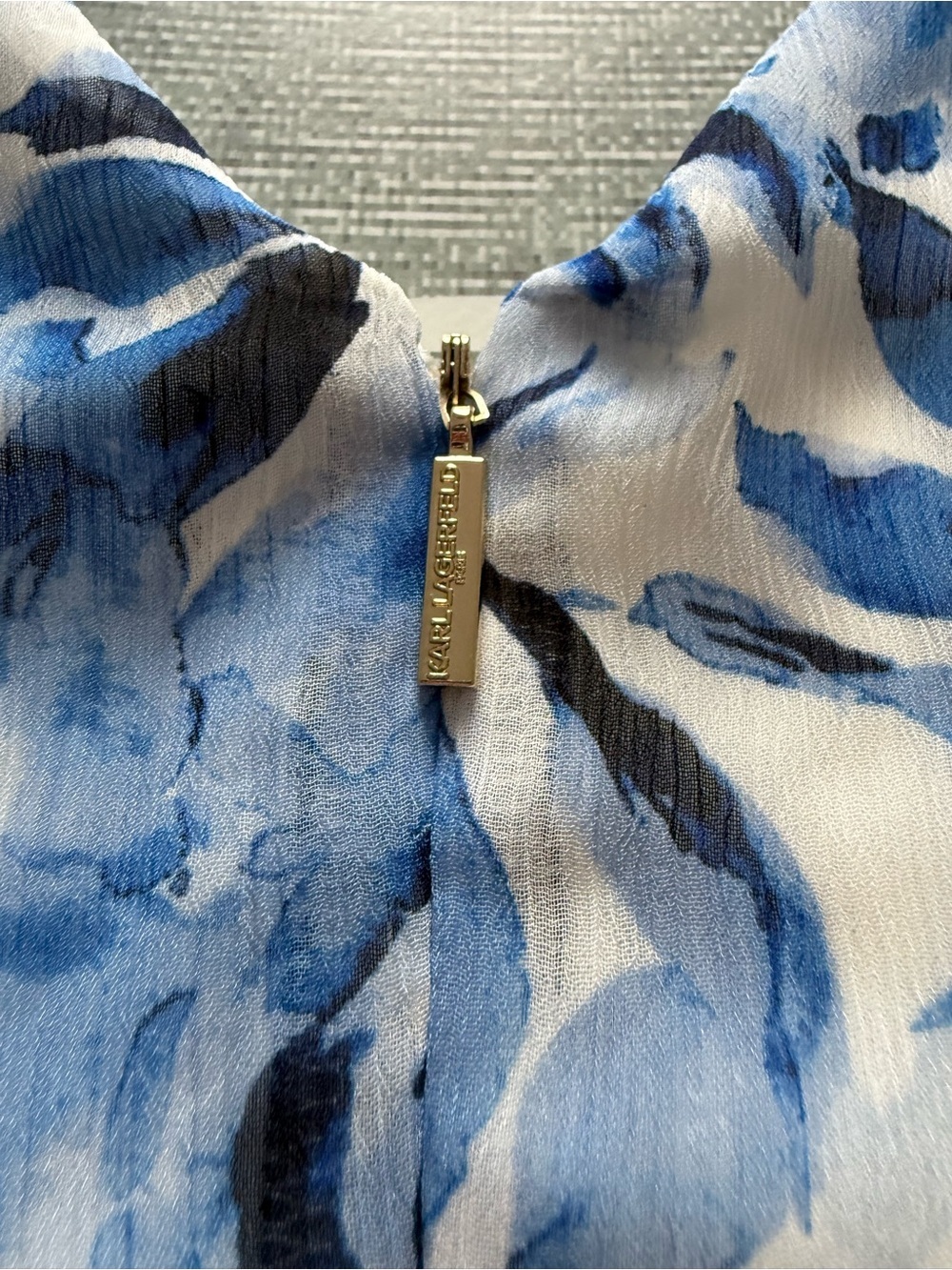 Karl Lagerfeld Paris Blue Floral Sleeveless Midi Dress NWT Size 10 Belted - Picture 4 of 8